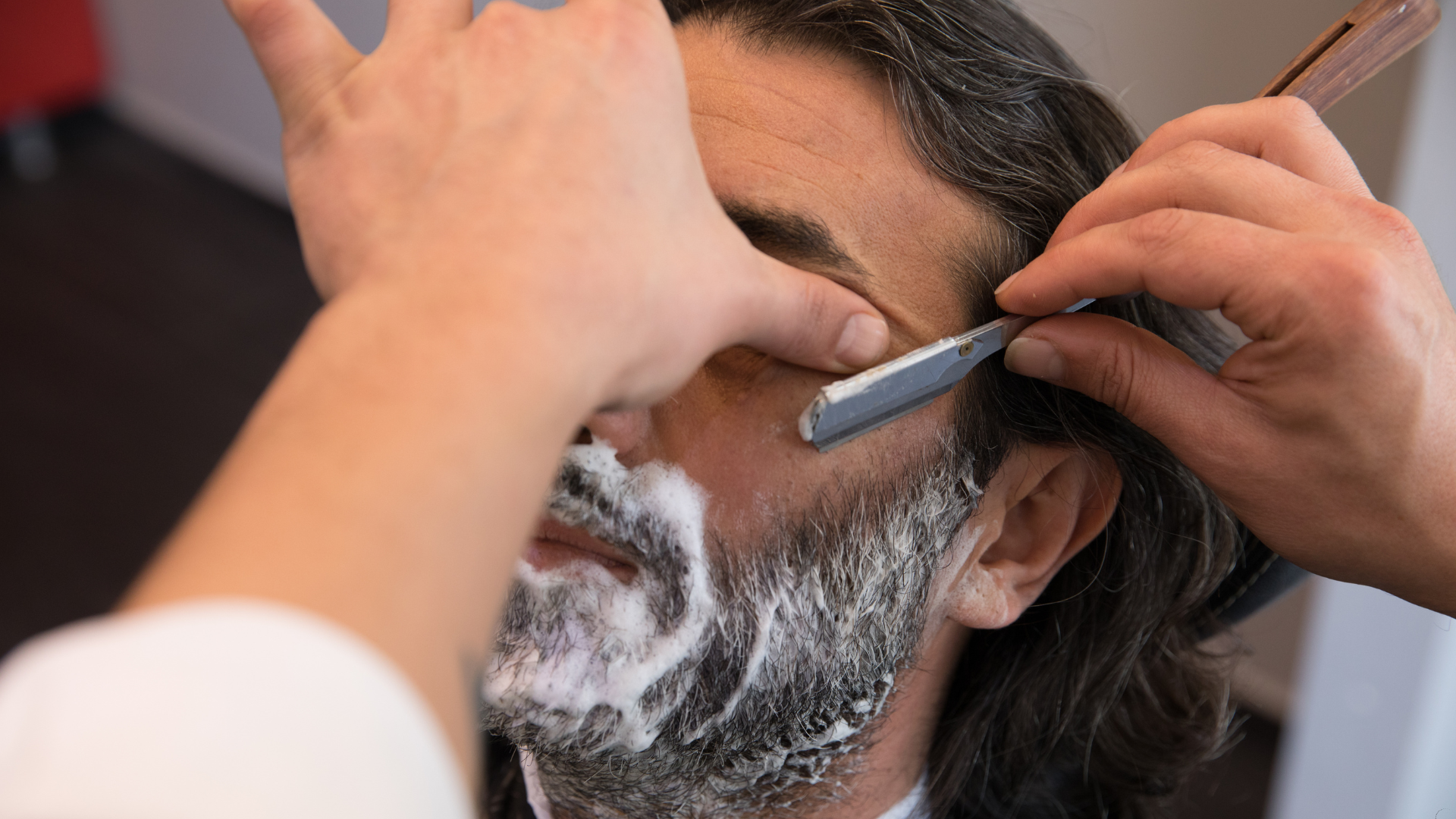 6 Tips for a Pain-Free Shaving Experience From Razor Burn