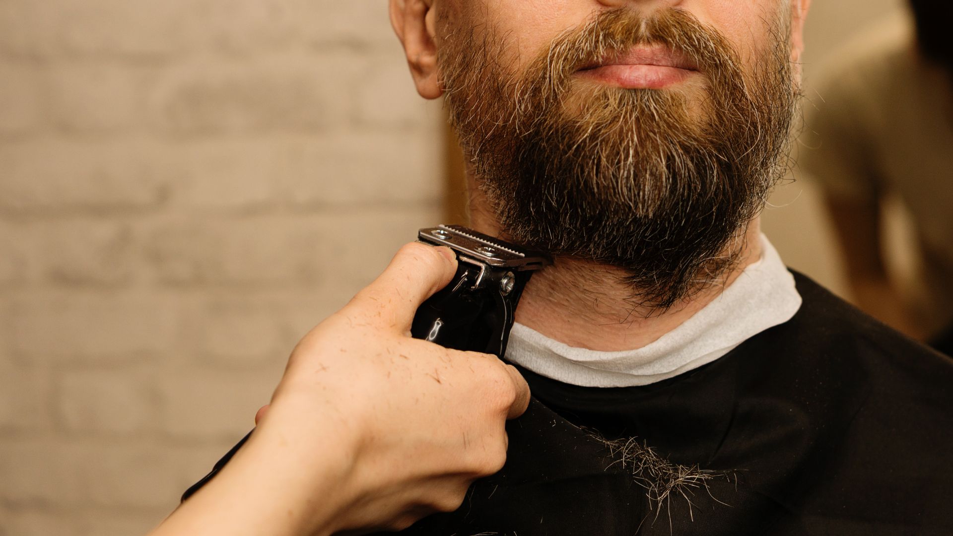 Top 5 Beard Trim Mistakes to Avoid for a Perfect Look